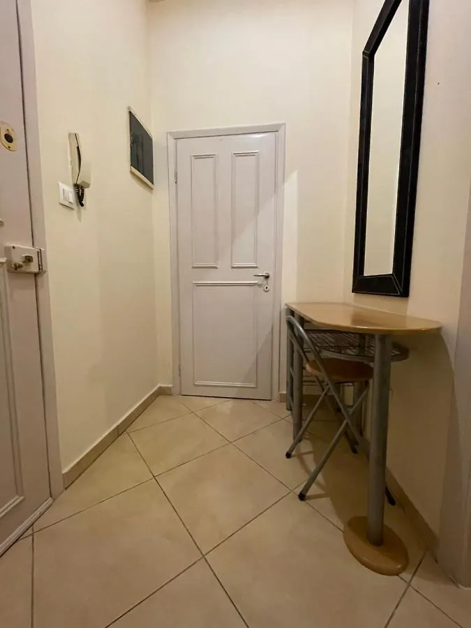 Apartment At The Heart Of Selanik